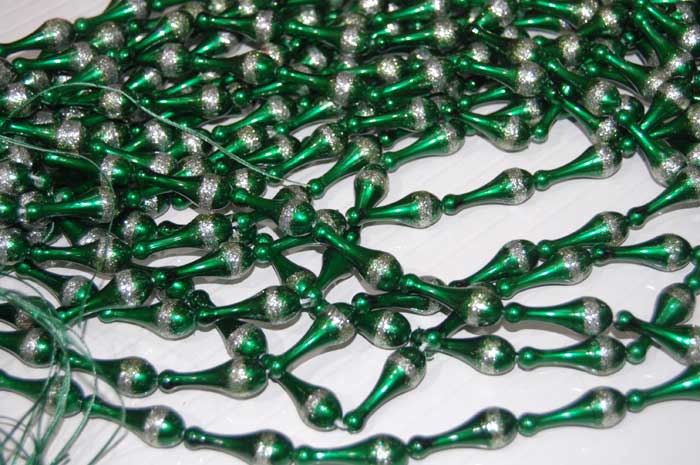 RingCurl Zari Droop  Beads